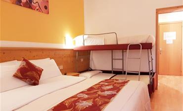 Hotel SAN GIUSTO_dvoulůžkový pokoj s možností 2 přistýlek