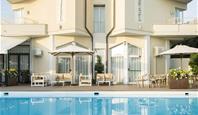 GRAND HOTEL