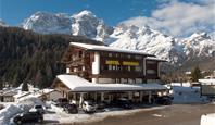 Hotel CORONA