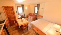 Apartmány CASA RAETHIA