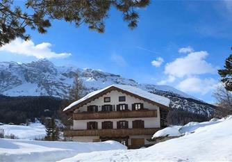 Hotel MENARDI