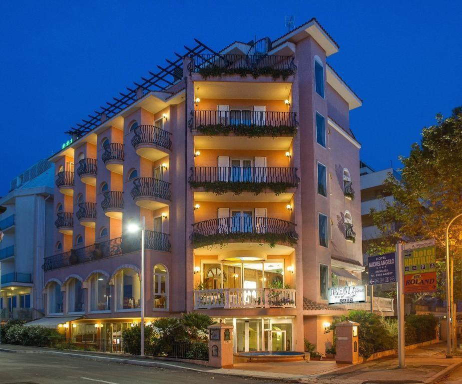 Hotel TREVI